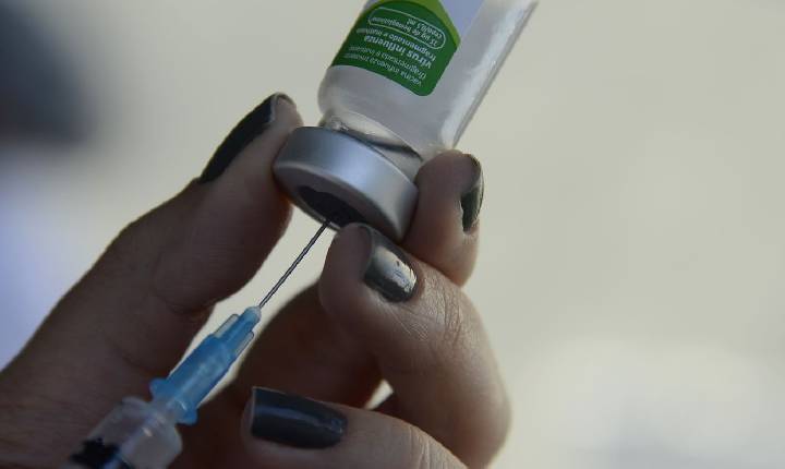 Casos de síndrome respiratória grave estão em queda em quase todo país