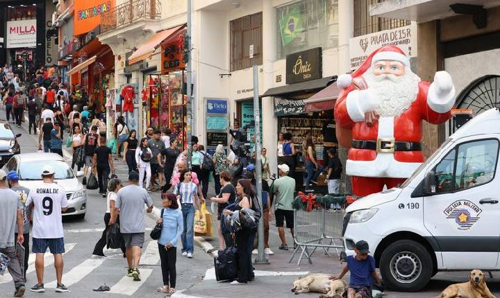 Taxa de desemprego chega a 5,2%, a menor desde 2012