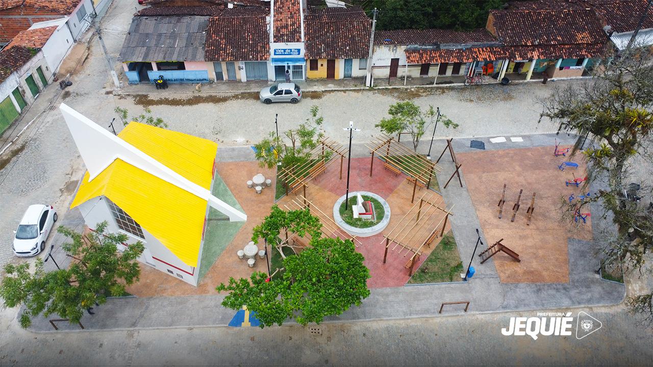 Prefeitura de Jequié avança com construção de novas praças públicas