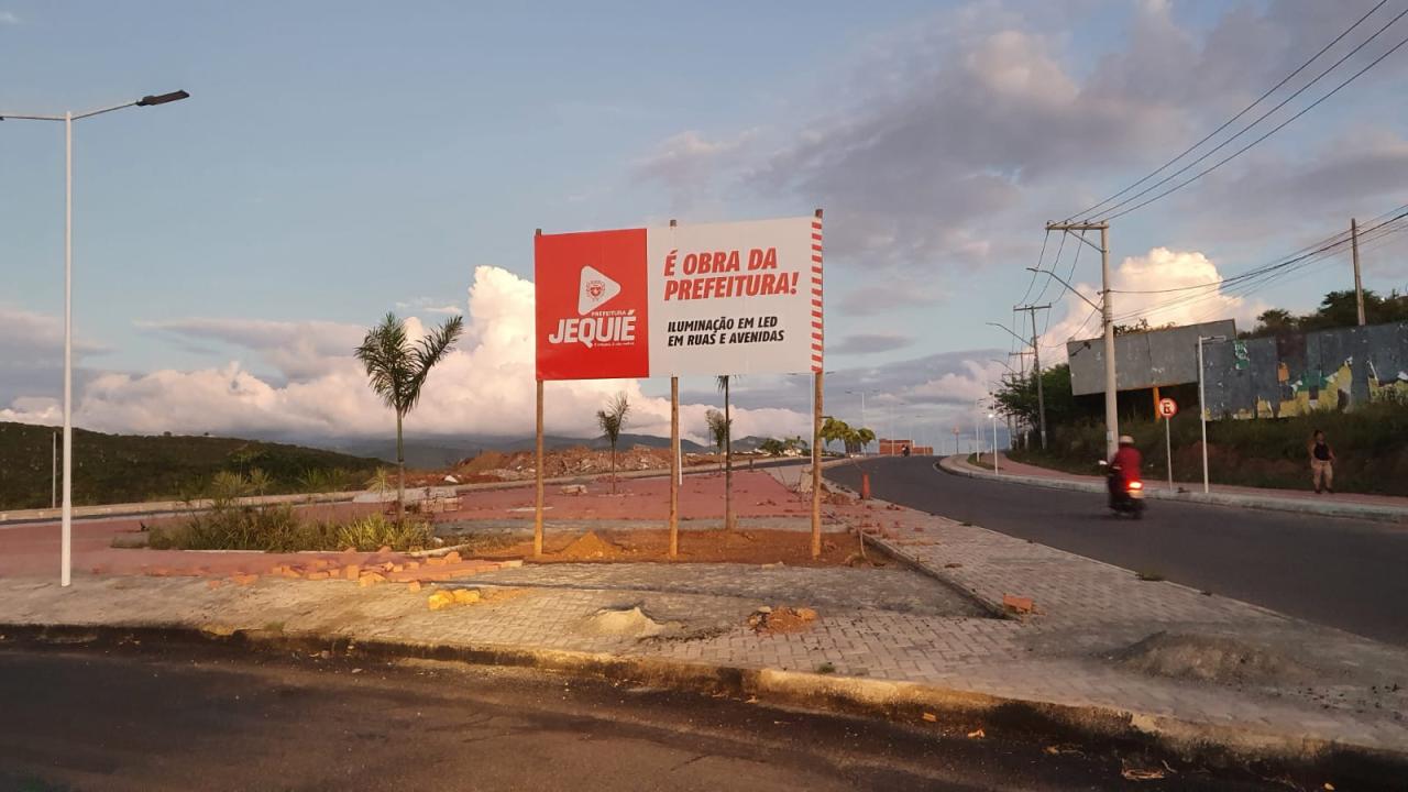 Erraram o local da placa?