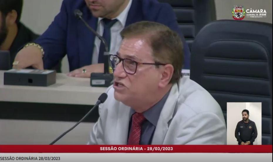 Joaquim diz à Ramon Fernandes: 