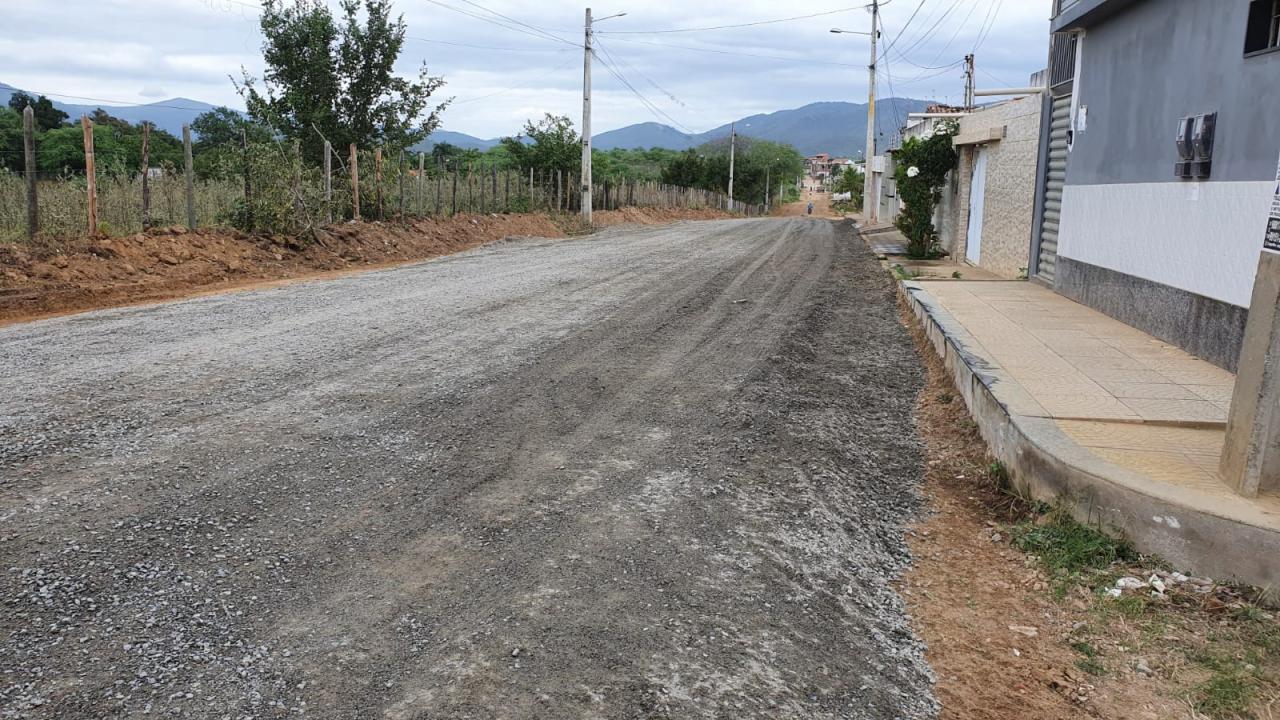 Deputado Paulo Magalhães traz melhorias para o Loteamento Vicente Grillo em Jequié