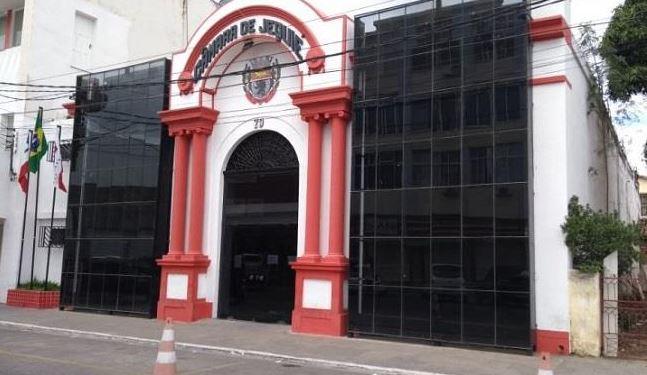 Presidente da Câmara de Jequié terá 20 assessores à sua disposição