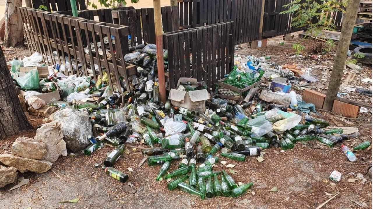 Perigo de Dengue na Avenida Vavá Lomanto