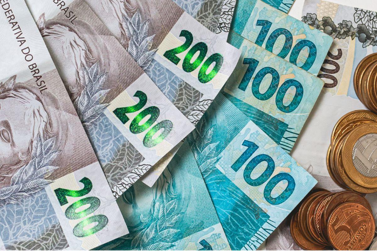 Preços caem para famílias pobres e sobem para os ricos