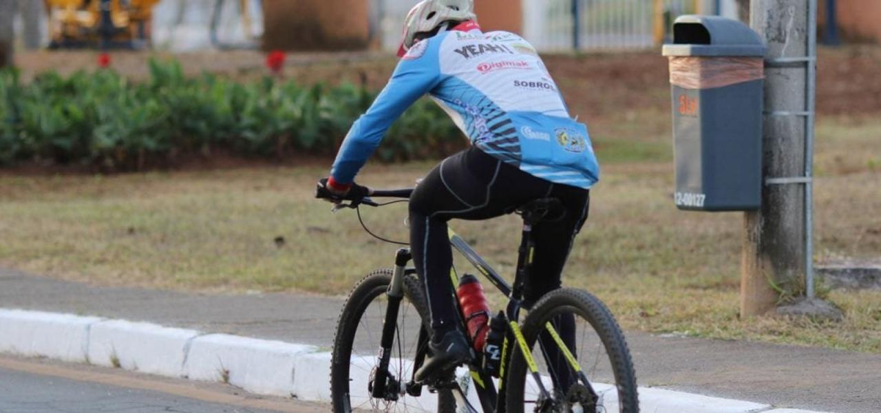 Ciclistas de Jequié cobram ciclovias na cidade em meio a descaso das autoridades