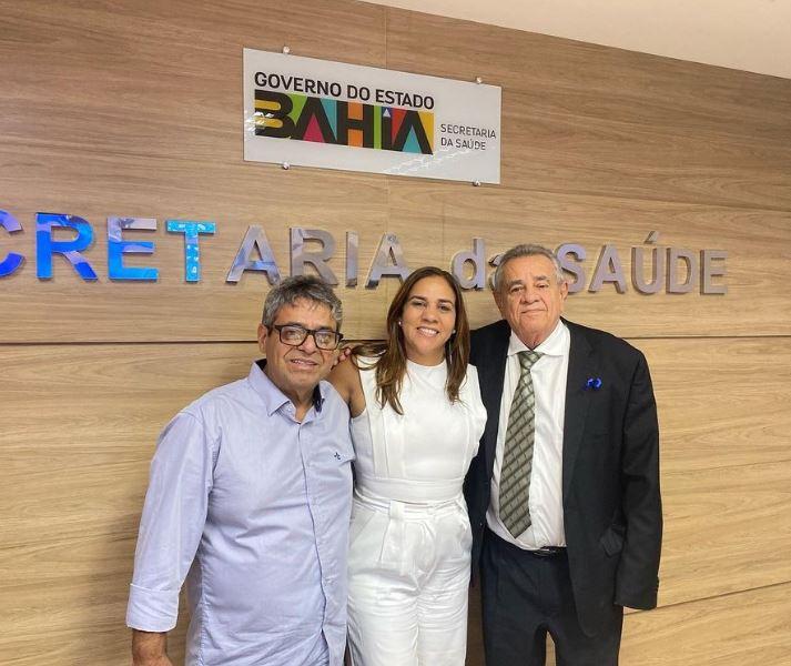 Euclides Fernandes se reúne com Secretária de Saúde Roberta Santana