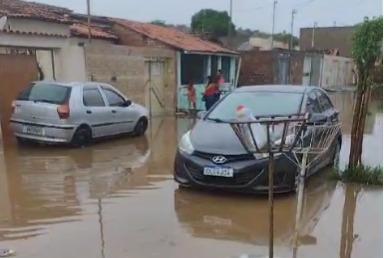 Zé Cocá declara estado de emergência por conta das chuvas em Jequié