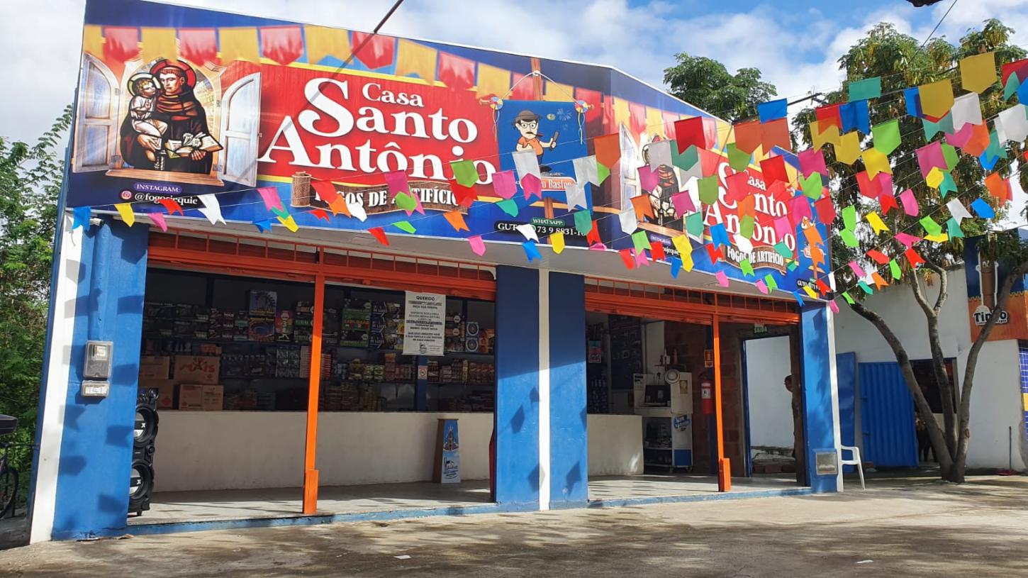 Casa de Fogos Santo Antônio. Tradição de mais de 50 anos.