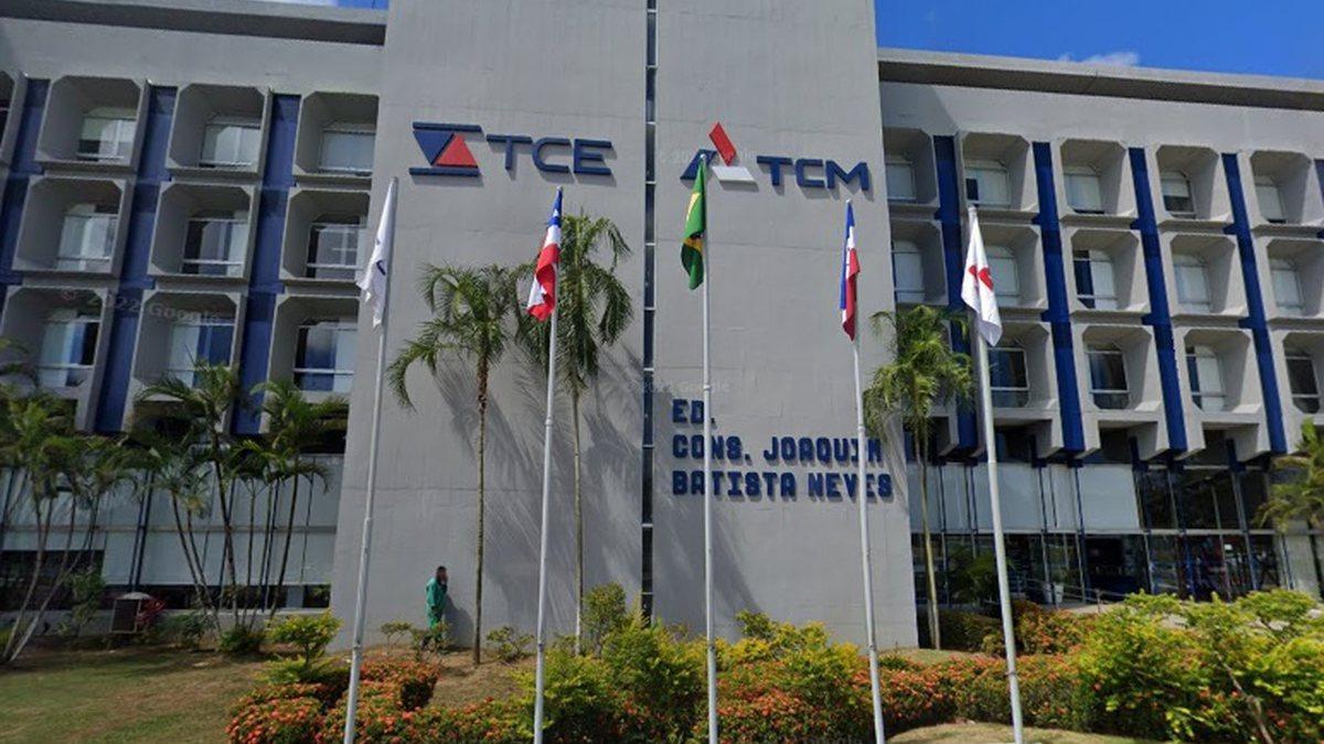 Lafaiete Coutinho: Tribunal de Contas dos Municípios suspende Concurso Público