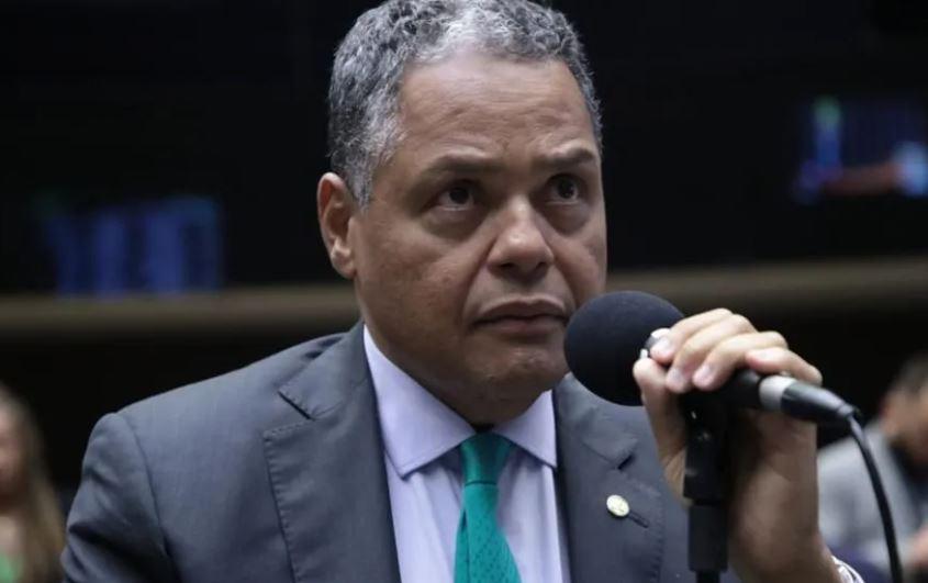 PSD RECUA E ANTONIO BRITO DECLARA APOIO DO PARTIDO À HUGO MOTA