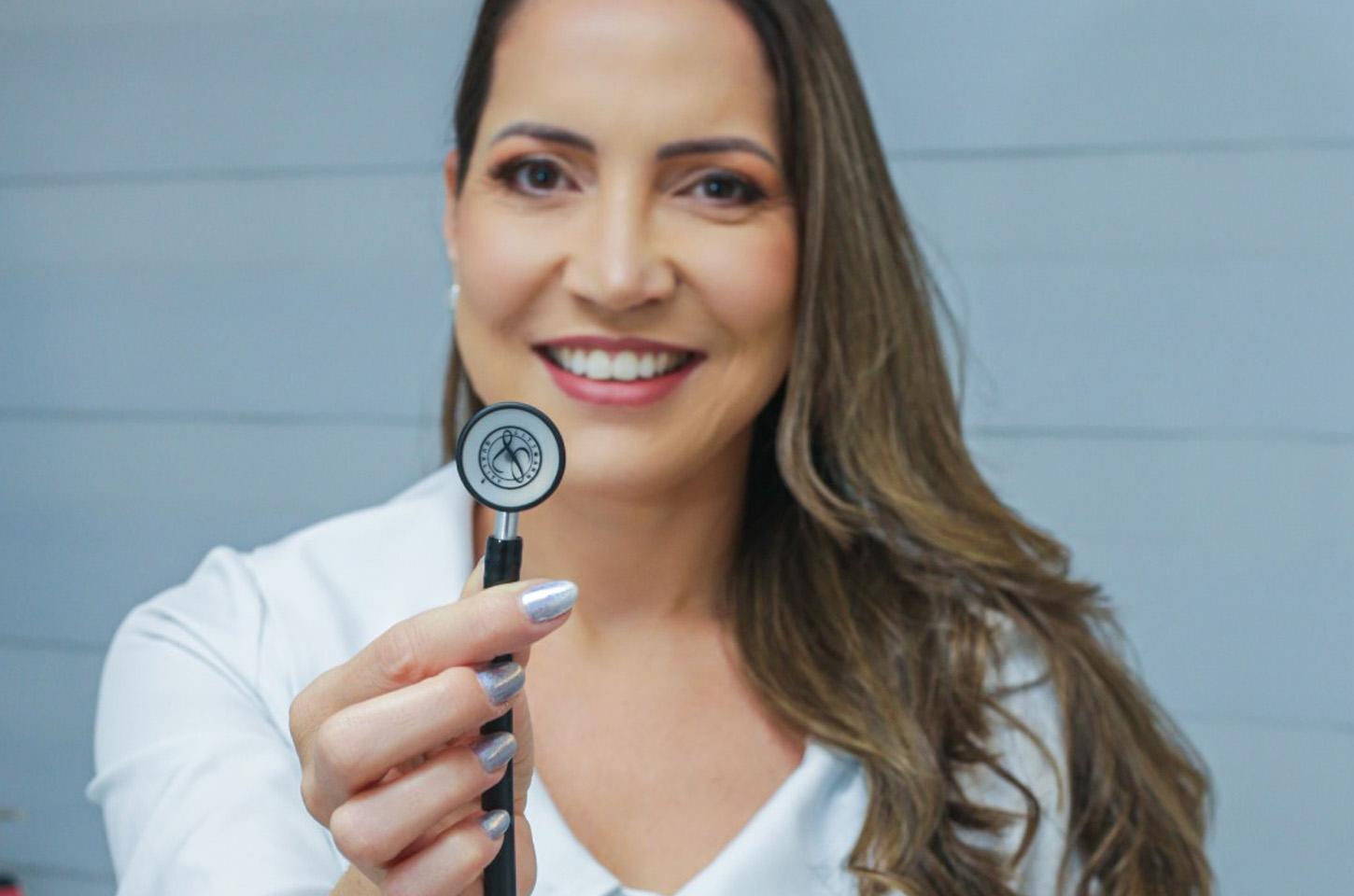 OFTALMOLOGISTA DEVE SER CONSULTADO AINDA NA INFÂNCIA, ANTES DA FASE ESCOLAR, AFIRMA PEDIATRA