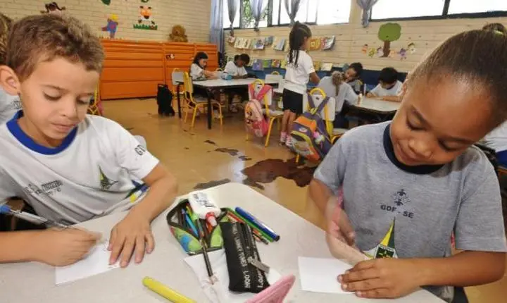 Aprendizagem evoluiu de ações emergenciais para políticas formalizadas