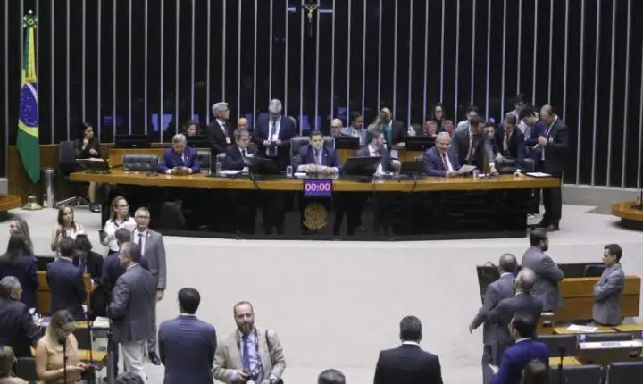 Congresso Nacional analisa 90 vetos presidenciais em sessão conjunta nesta quinta-feira