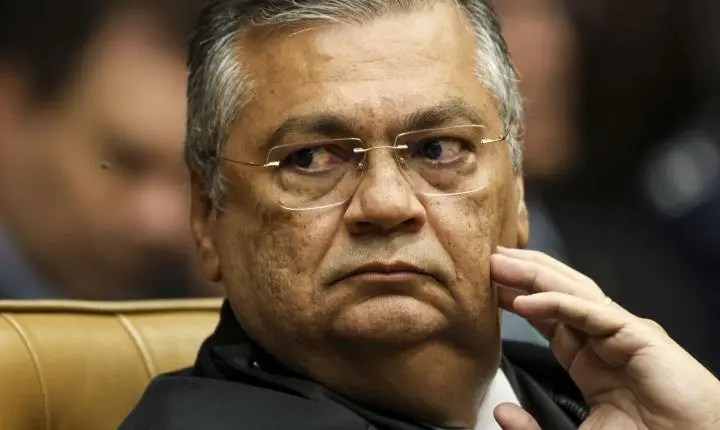 Dino mantém remoção de vídeos de vereador que ofendeu adversário