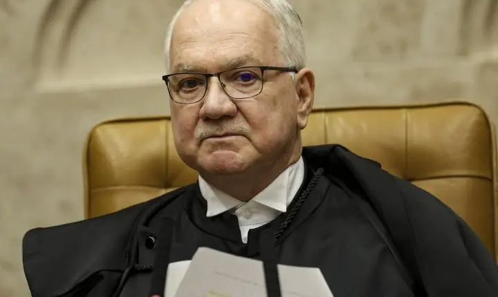 Fachin: críticas não fragilizam STF, mas fortalecem democracia