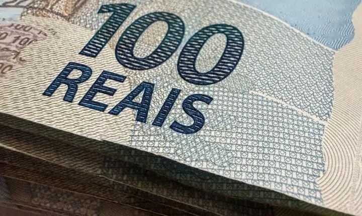 Orçamento de 2027 tem estimativa de superávit de R$ 83,4 bilhões